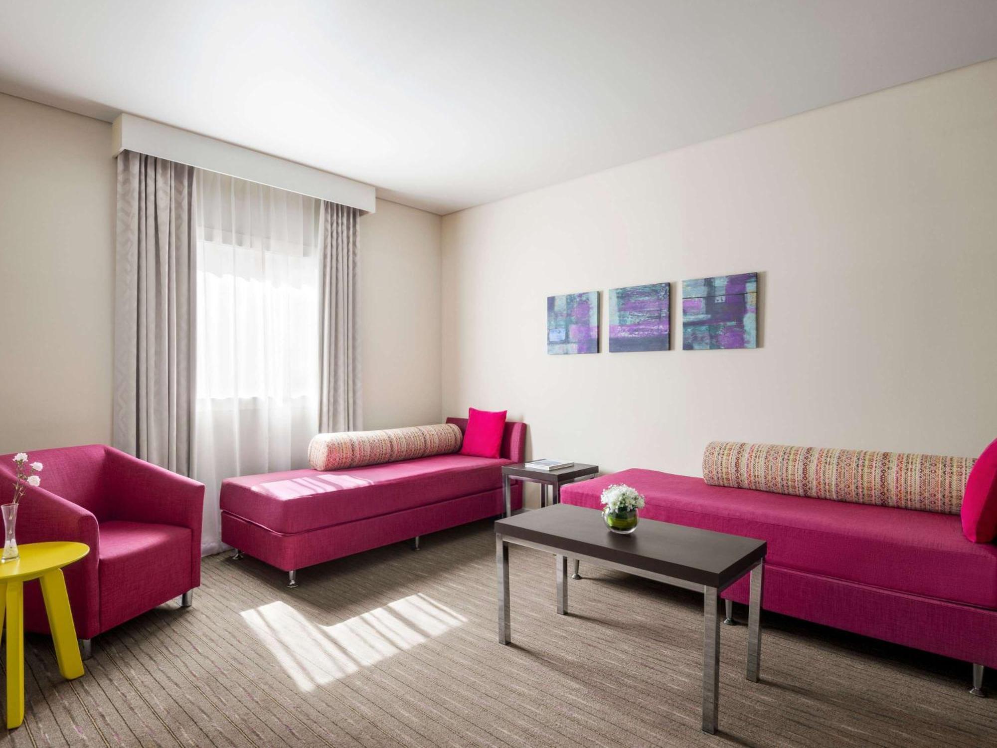 Ibis Styles Sharjah Exterior foto